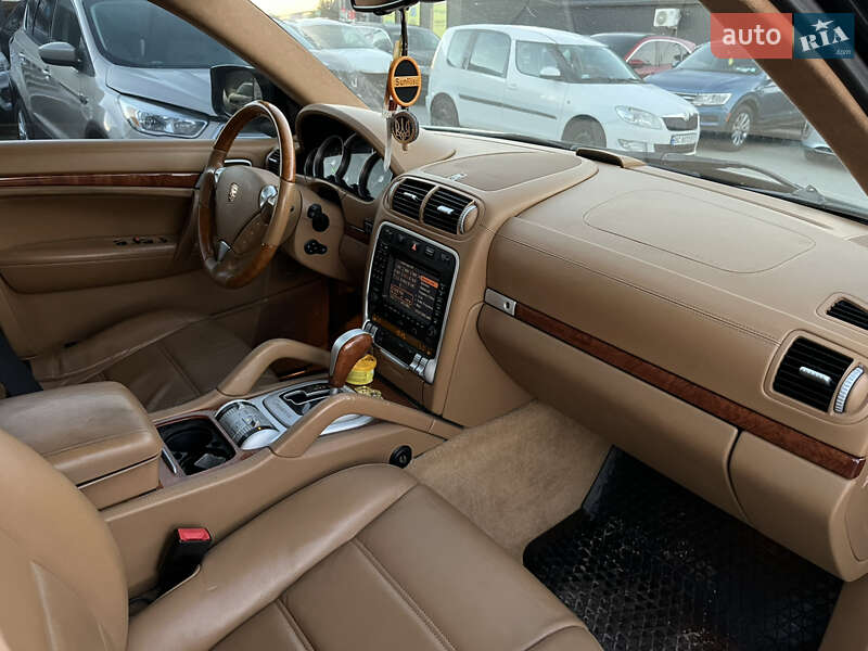 Позашляховик / Кросовер Porsche Cayenne 2007 в Львові