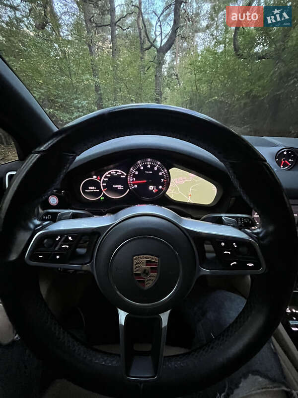 Позашляховик / Кросовер Porsche Cayenne 2018 в Києві