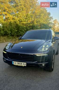 Внедорожник / Кроссовер Porsche Cayenne 2017 в Харькове