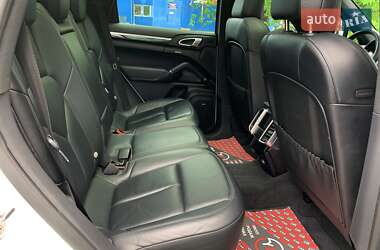Позашляховик / Кросовер Porsche Cayenne 2014 в 