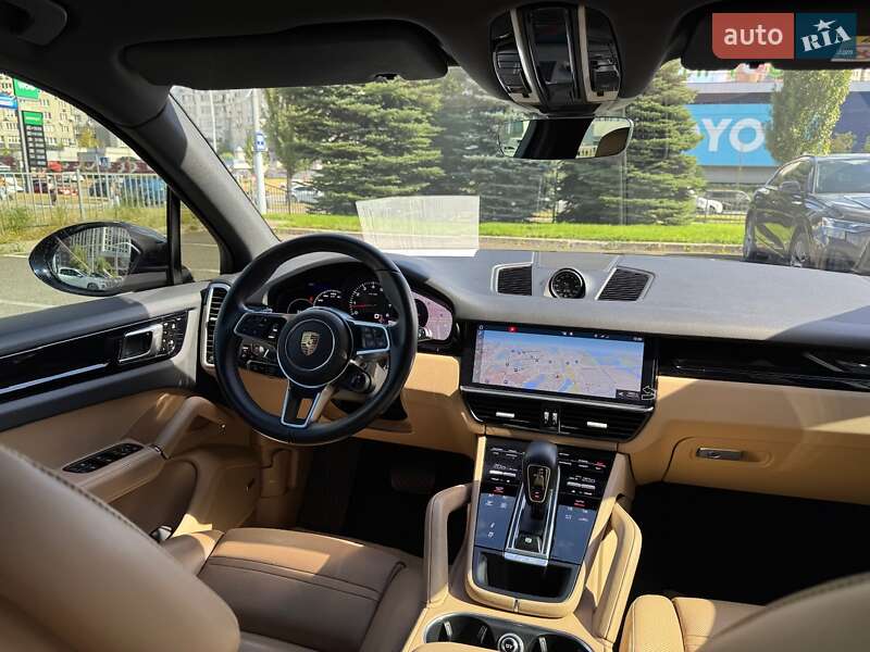 Позашляховик / Кросовер Porsche Cayenne 2019 в Києві