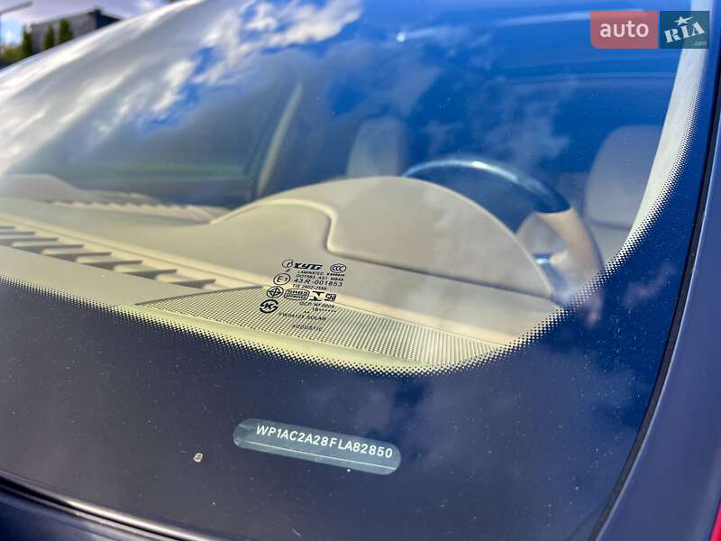 Внедорожник / Кроссовер Porsche Cayenne 2015 в Киеве