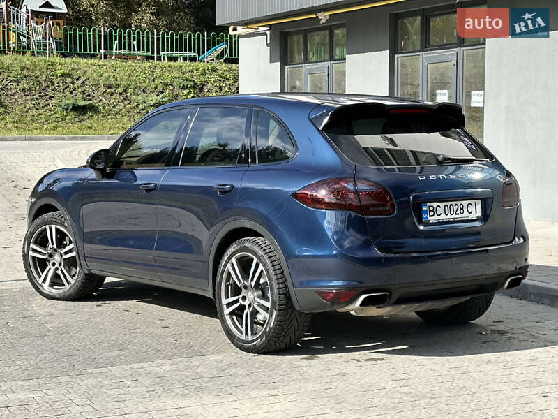 Внедорожник / Кроссовер Porsche Cayenne 2013 в Львове