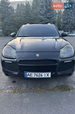 Внедорожник / Кроссовер Porsche Cayenne 2005 в 