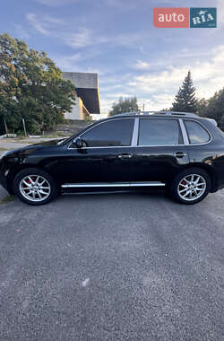 Внедорожник / Кроссовер Porsche Cayenne 2005 в 