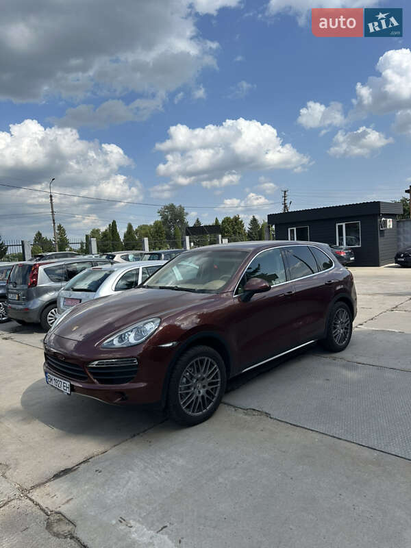 Внедорожник / Кроссовер Porsche Cayenne 2011 в Конотопе