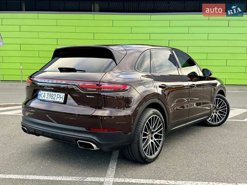 Позашляховик / Кросовер Porsche Cayenne 2018 в Києві