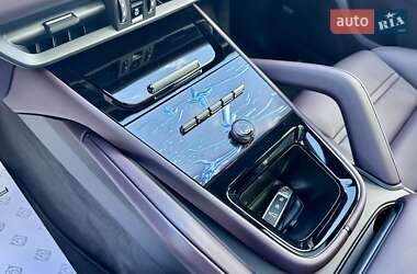 Позашляховик / Кросовер Porsche Cayenne 2024 в 