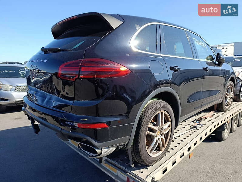 Позашляховик / Кросовер Porsche Cayenne 2016 в Вінниці