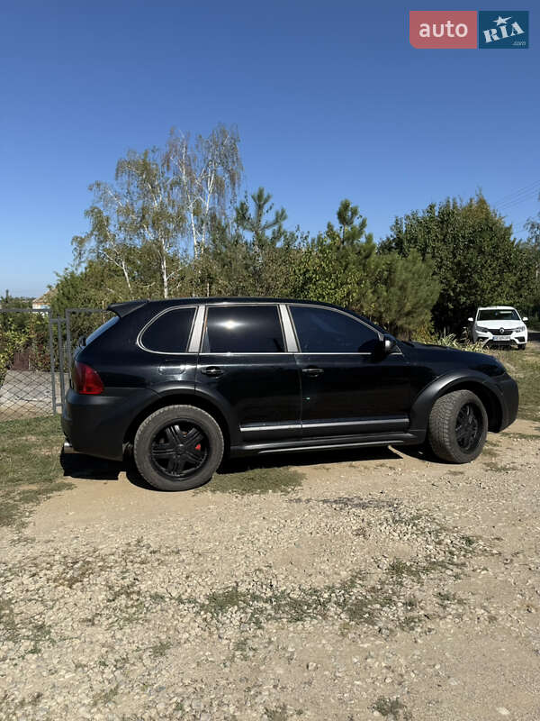 Позашляховик / Кросовер Porsche Cayenne 2004 в Кривому Розі