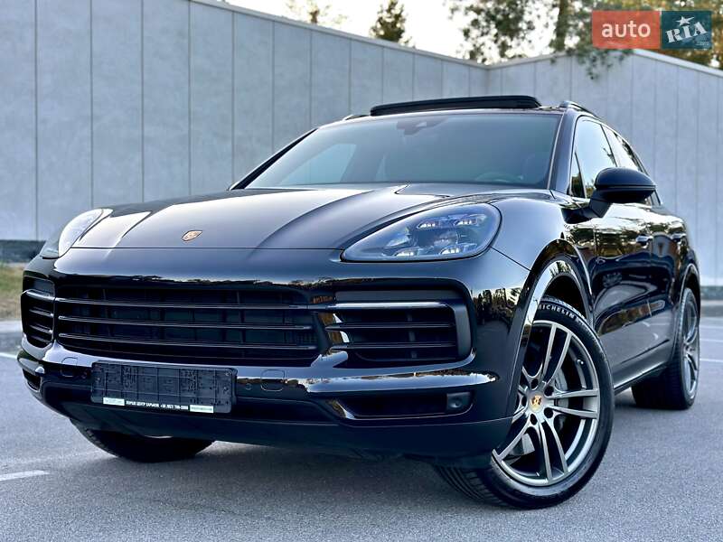 Внедорожник / Кроссовер Porsche Cayenne 2017 в Киеве