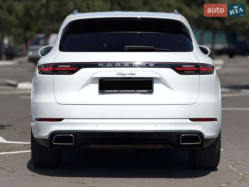 Позашляховик / Кросовер Porsche Cayenne 2017 в Одесі