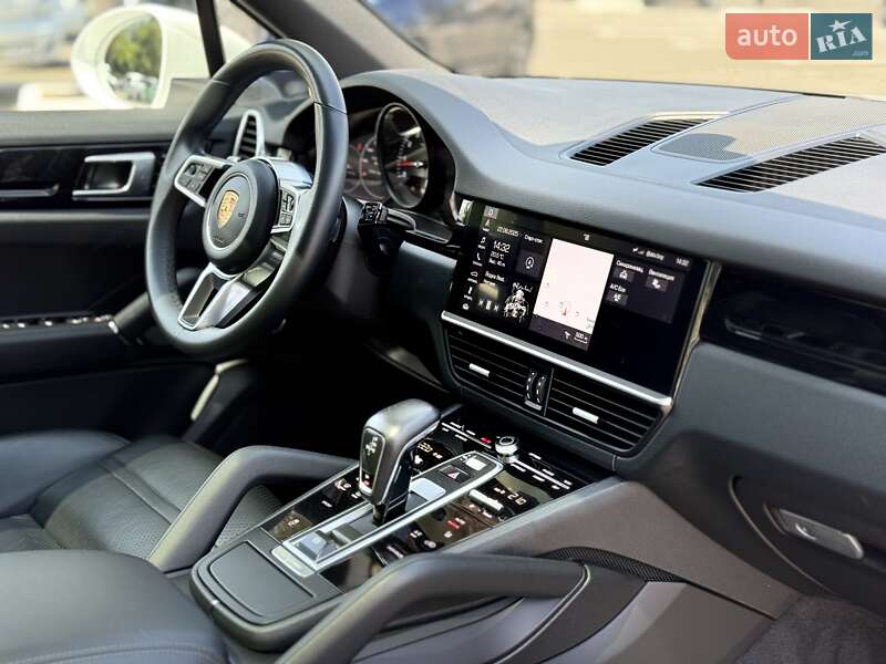 Позашляховик / Кросовер Porsche Cayenne 2017 в Одесі