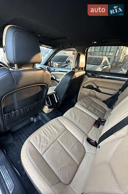Позашляховик / Кросовер Porsche Cayenne 2014 в 
