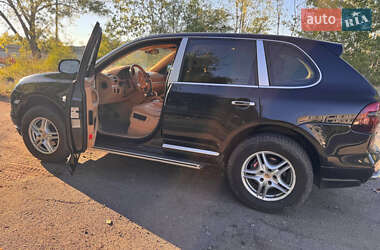 Позашляховик / Кросовер Porsche Cayenne 2007 в 