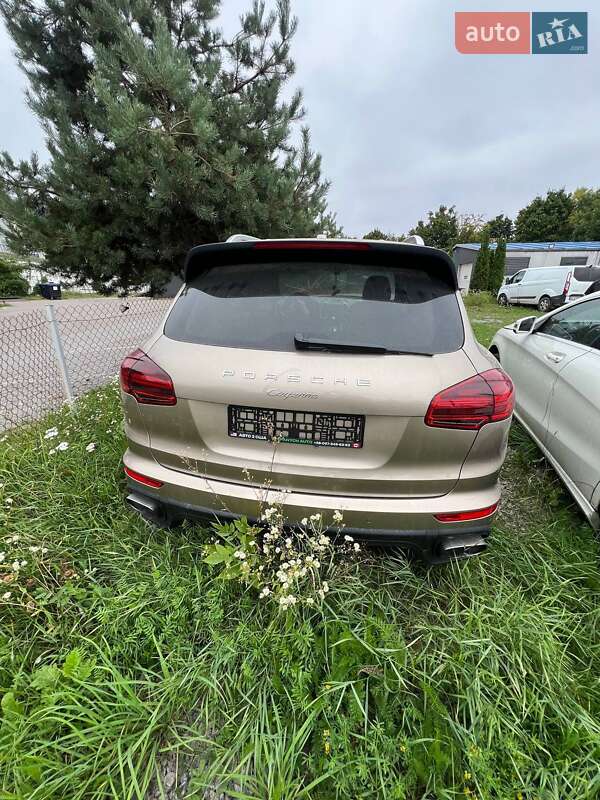 Porsche Cayenne 2015