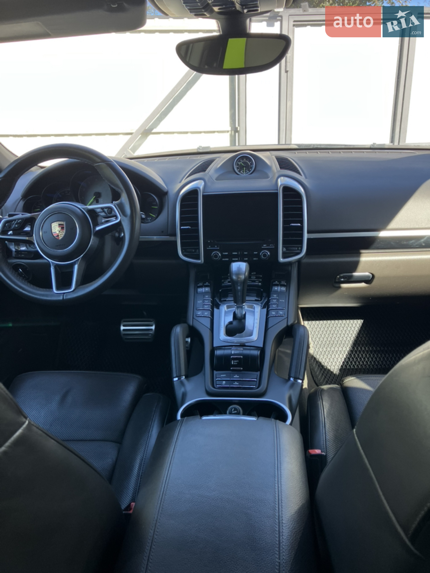 2017 Porsche Cayenne - мініатюра 12