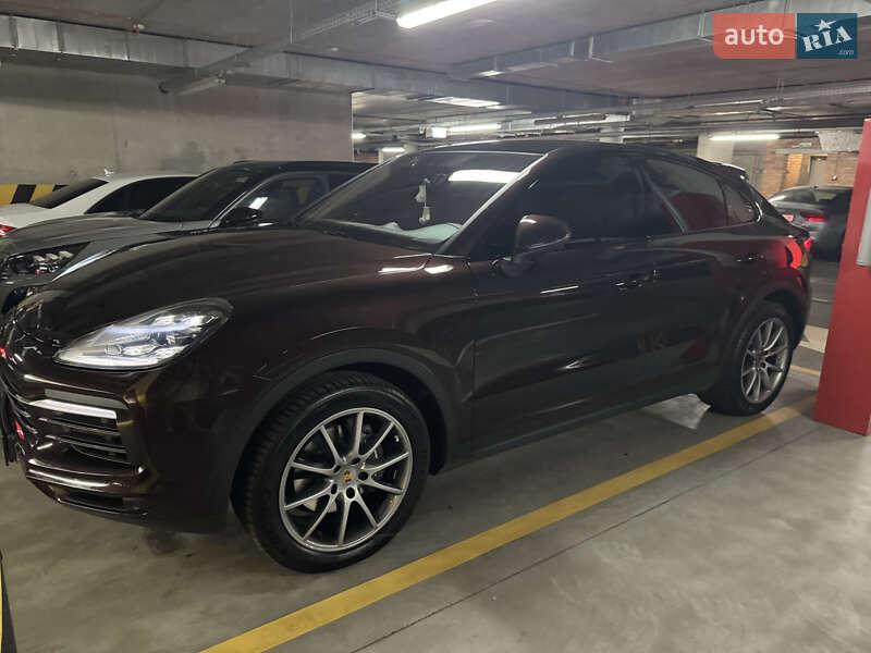 Позашляховик / Кросовер Porsche Cayenne 2019 в 