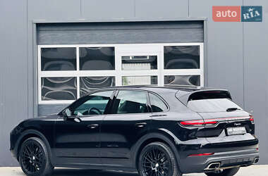 Позашляховик / Кросовер Porsche Cayenne 2018 в 