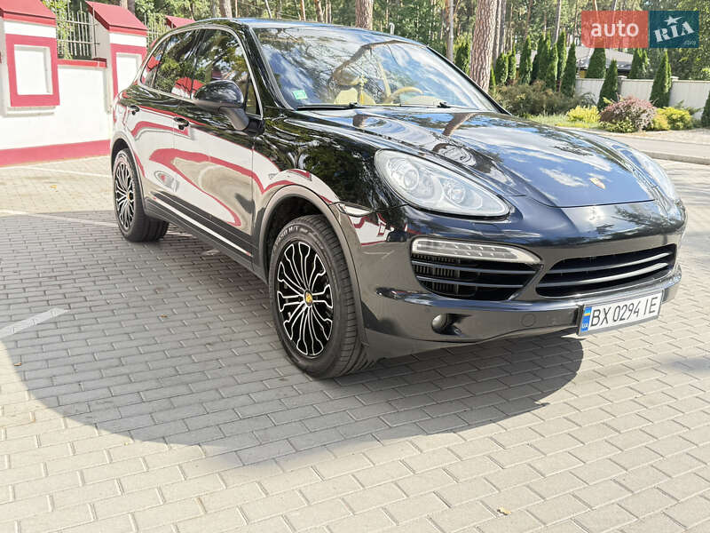 Внедорожник / Кроссовер Porsche Cayenne 2012 в Киеве фото 20 Внедорожник / Кроссовер Porsche Cayenne 2012 в Киеве