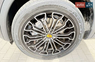Внедорожник / Кроссовер Porsche Cayenne 2012 в 