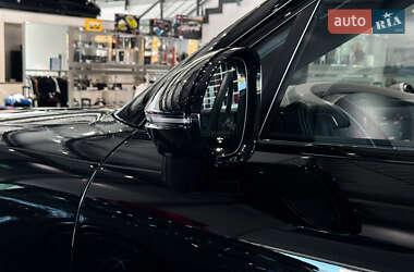 Внедорожник / Кроссовер Porsche Cayenne 2024 в 