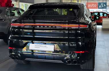 Внедорожник / Кроссовер Porsche Cayenne 2024 в 