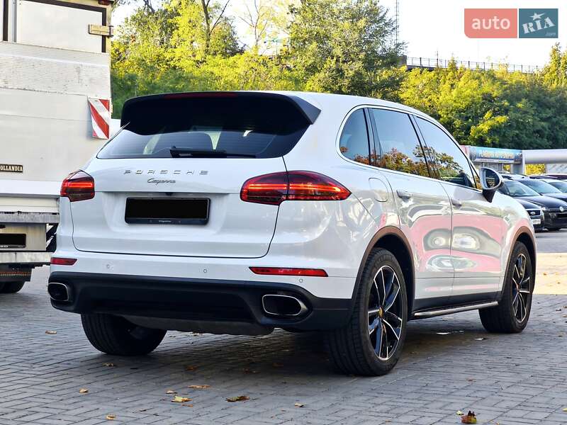 Внедорожник / Кроссовер Porsche Cayenne 2016 в Днепре фото 8 Внедорожник / Кроссовер Porsche Cayenne 2016 в Днепре