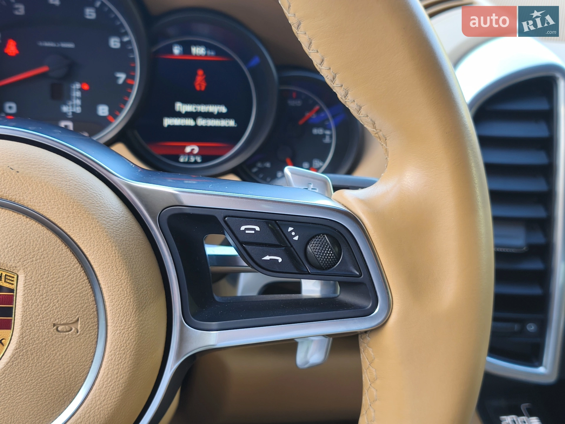 2016 Porsche Cayenne - мініатюра 22