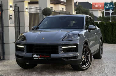 Позашляховик / Кросовер Porsche Cayenne 2023 в 