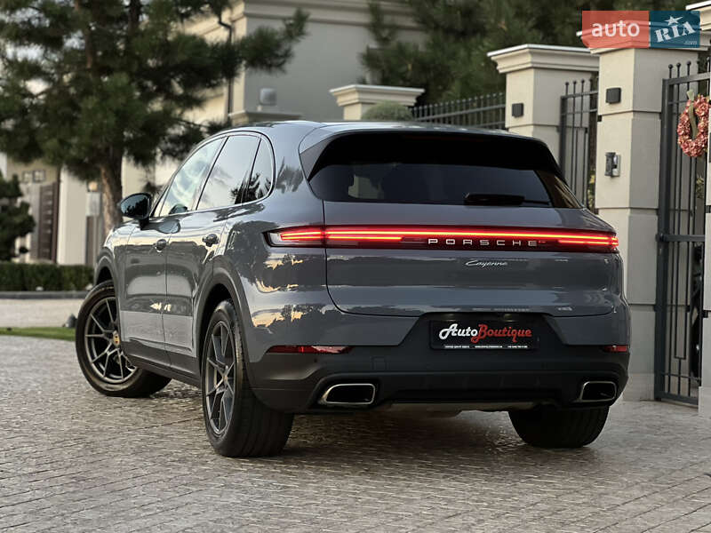Позашляховик / Кросовер Porsche Cayenne 2023 в Одесі