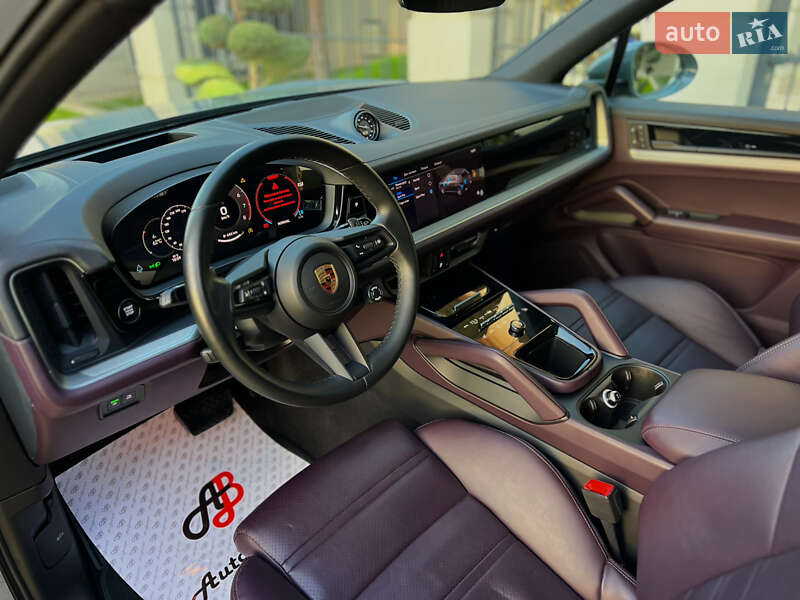 Позашляховик / Кросовер Porsche Cayenne 2023 в Одесі