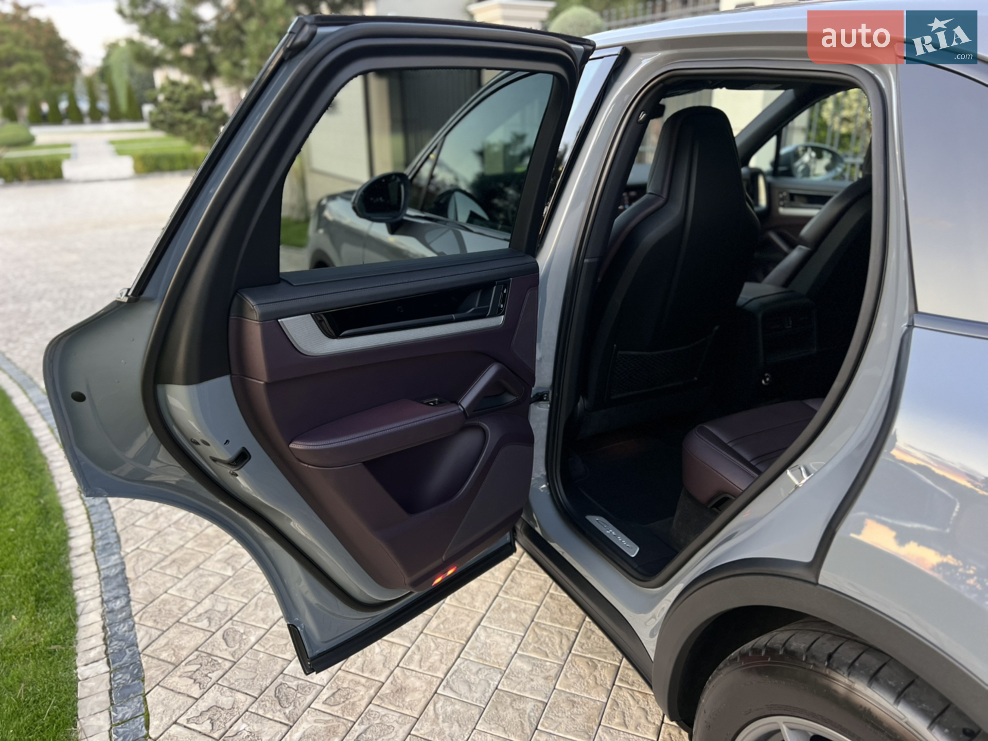 2023 Porsche Cayenne - мініатюра 29