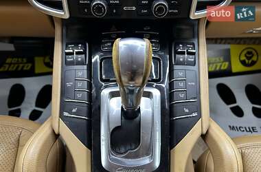 Внедорожник / Кроссовер Porsche Cayenne 2018 в 