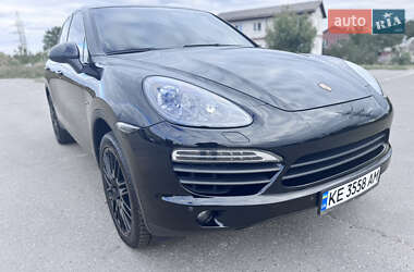 Внедорожник / Кроссовер Porsche Cayenne 2014 в 