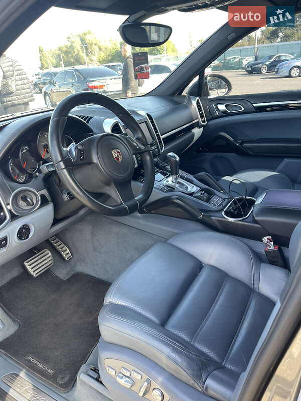 Внедорожник / Кроссовер Porsche Cayenne 2010 в Врадиевке фото 11 Внедорожник / Кроссовер Porsche Cayenne 2010 в Врадиевке