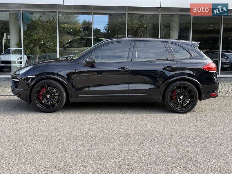 Позашляховик / Кросовер Porsche Cayenne 2012 в Дніпрі