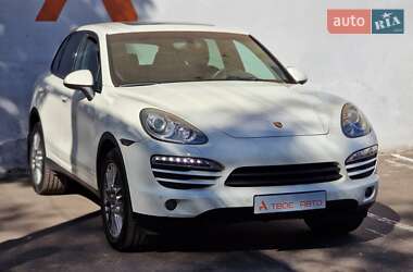Внедорожник / Кроссовер Porsche Cayenne 2011 в 