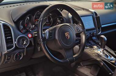 Внедорожник / Кроссовер Porsche Cayenne 2011 в 