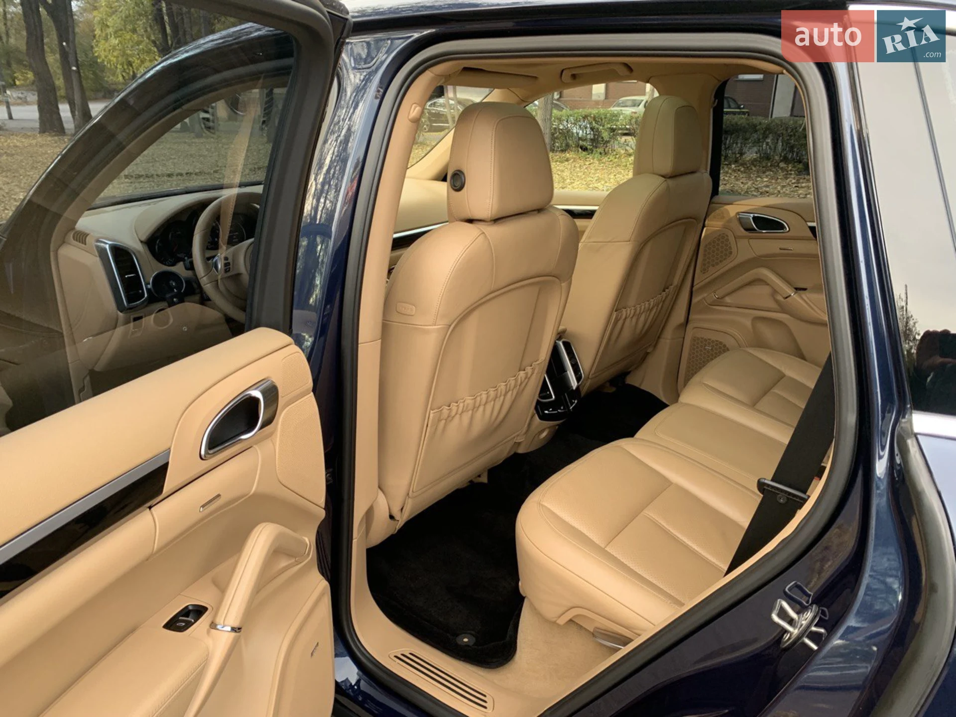2011 Porsche Cayenne - мініатюра 13