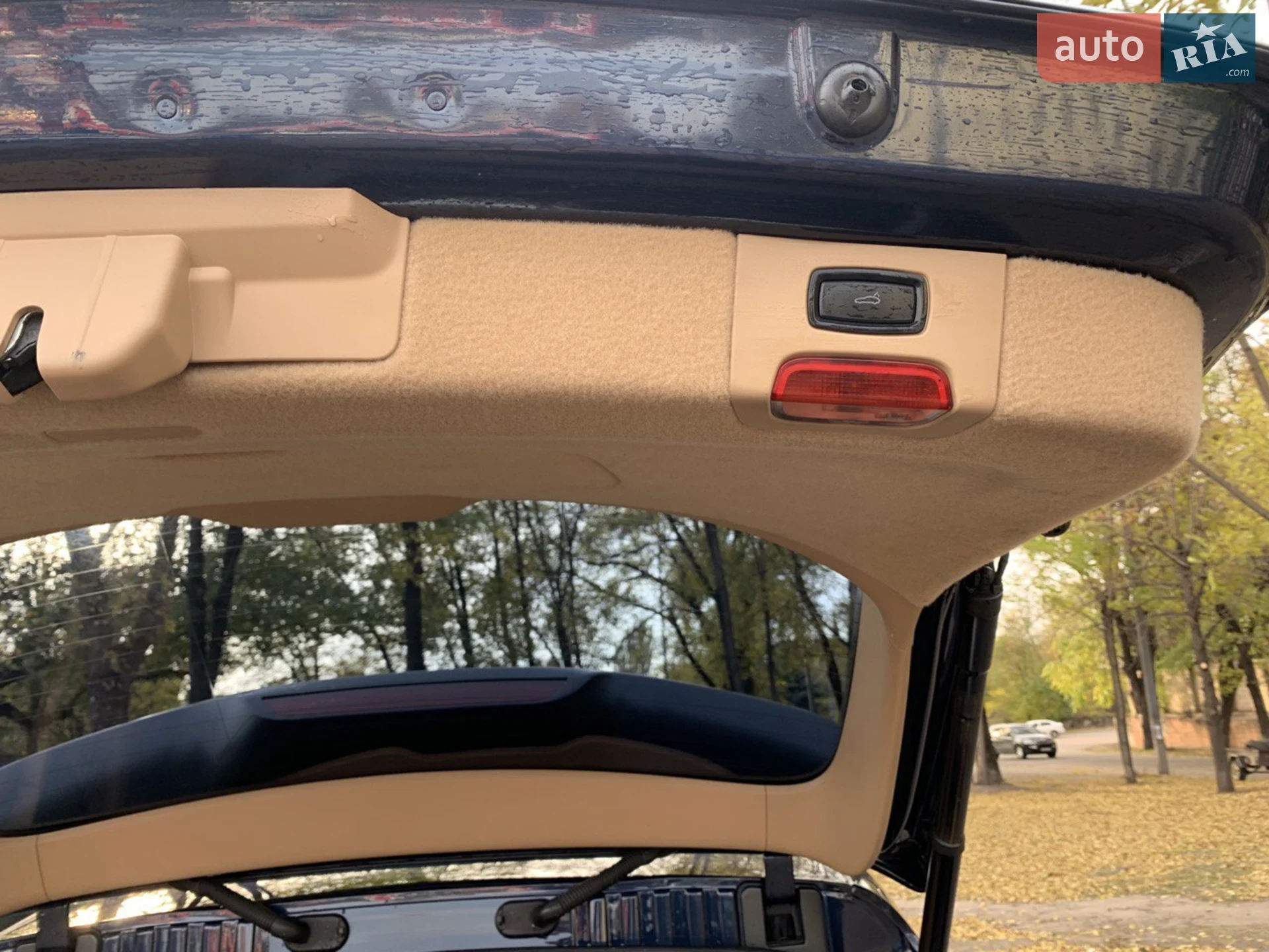2011 Porsche Cayenne - мініатюра 19