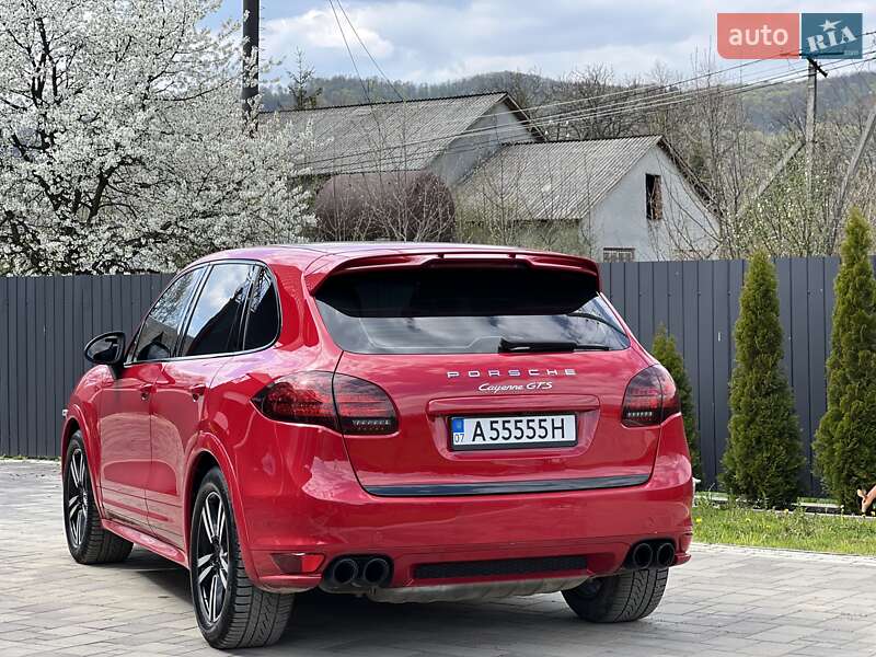 Внедорожник / Кроссовер Porsche Cayenne 2013 в Тячеве