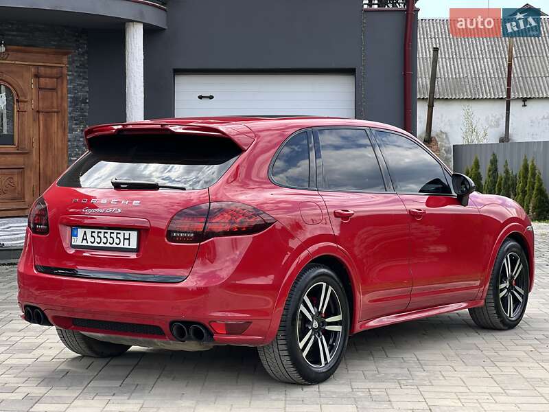 Внедорожник / Кроссовер Porsche Cayenne 2013 в Тячеве
