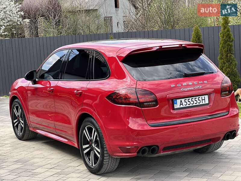 Внедорожник / Кроссовер Porsche Cayenne 2013 в Тячеве