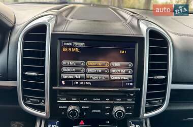 Внедорожник / Кроссовер Porsche Cayenne 2011 в 