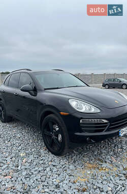 Внедорожник / Кроссовер Porsche Cayenne 2011 в Одессе