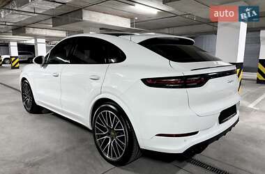 Внедорожник / Кроссовер Porsche Cayenne 2019 в 