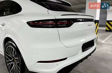 Внедорожник / Кроссовер Porsche Cayenne 2019 в 