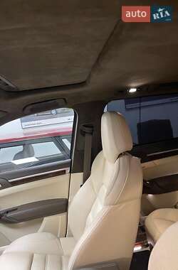 Внедорожник / Кроссовер Porsche Cayenne 2013 в 