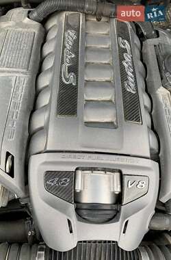 Внедорожник / Кроссовер Porsche Cayenne 2013 в 